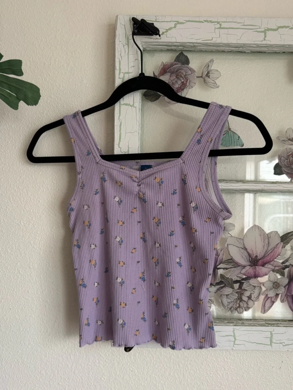 Old Navy girls Lavender Floral Ribbed Tank Top size L (10-12)